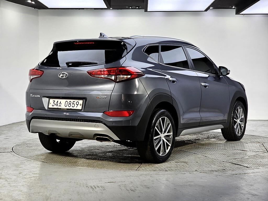 HYUNDAI Tucson - Vista 4