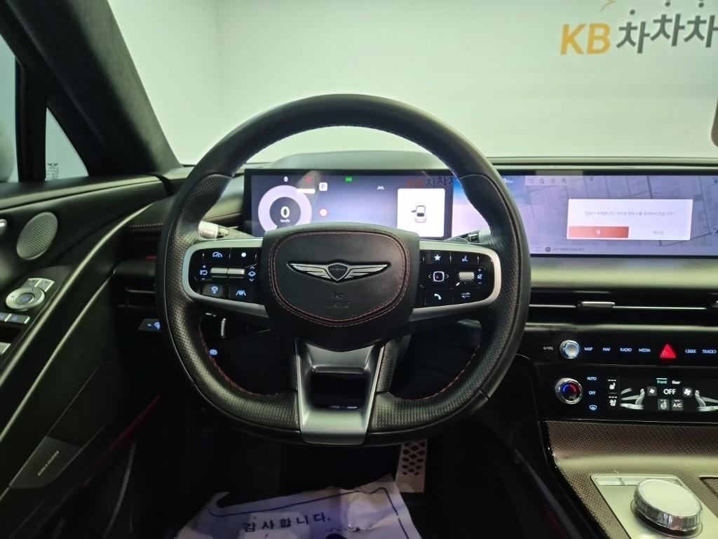 Genesis G80 - Vista 9