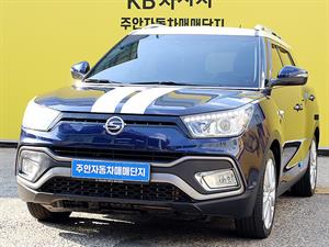 Ssangyong Tivoli - Vista 4