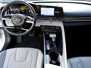 HYUNDAI Avante - Vista 8