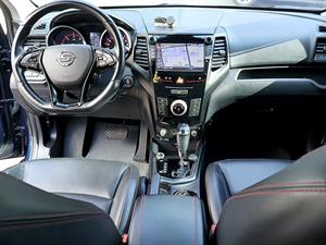 Ssangyong Tivoli - Vista 10