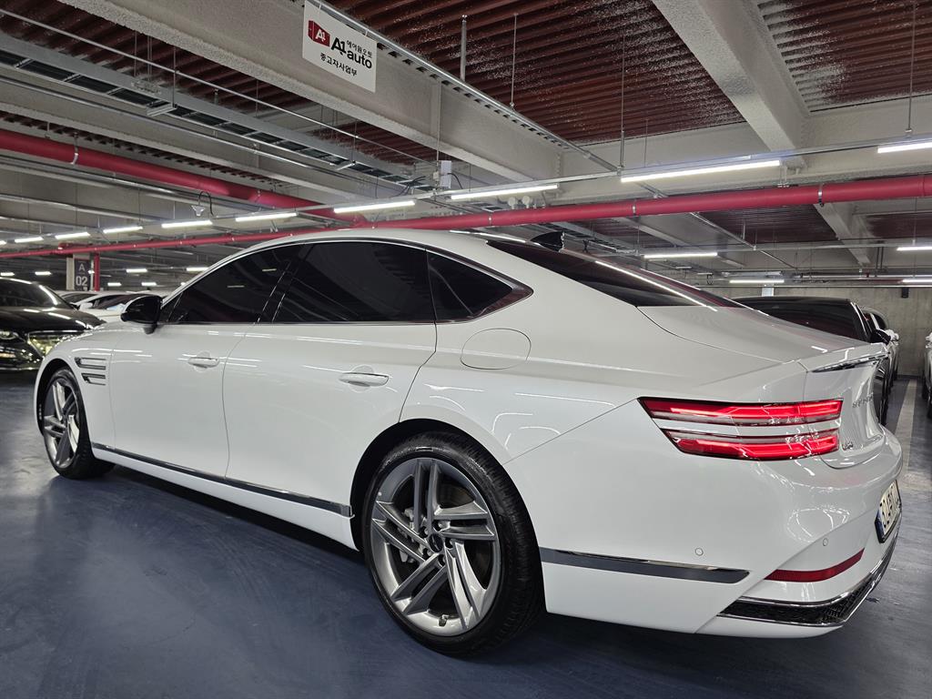 Genesis G80 - Vista 6