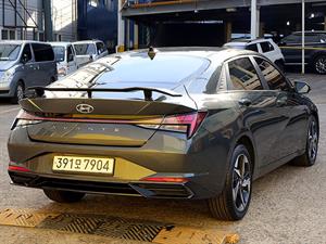 HYUNDAI Avante - Vista 8