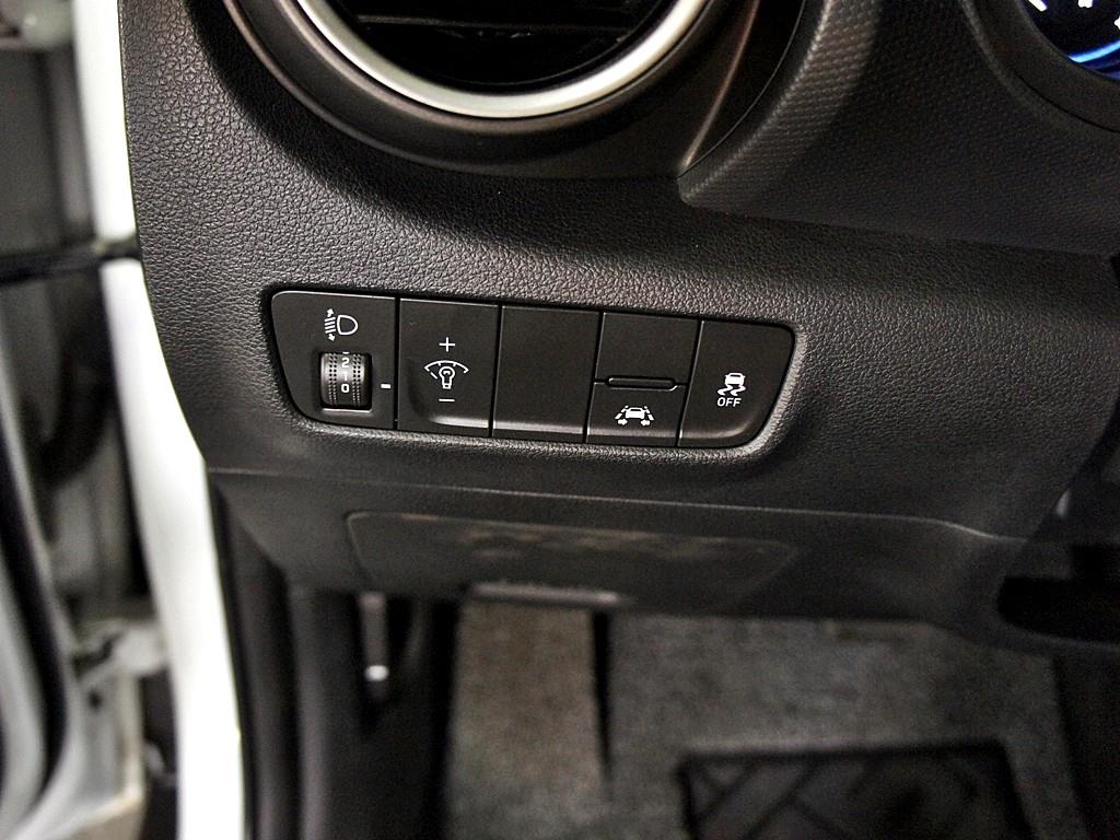 HYUNDAI Kona 2020 Blanco - Importación desde Corea - HF Imports Iquique - Foto 12