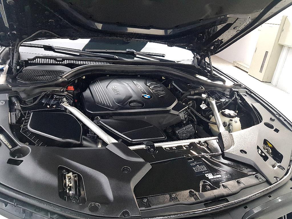 BMW 5 Series - Vista 6