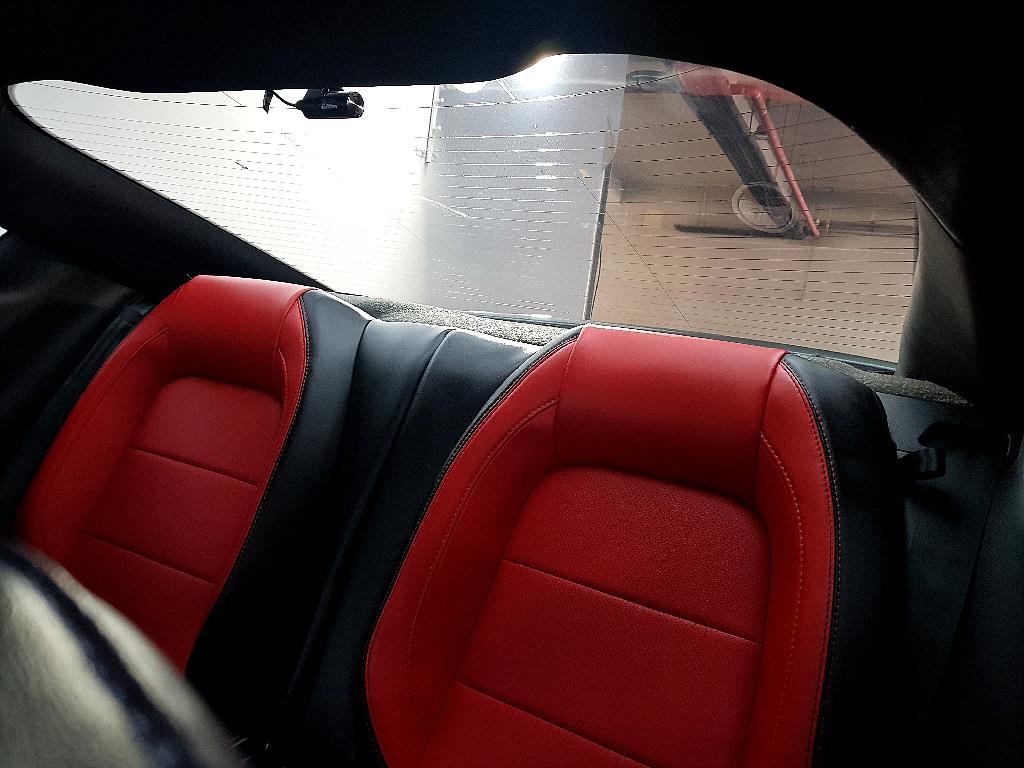 Ford Mustang - Vista 9