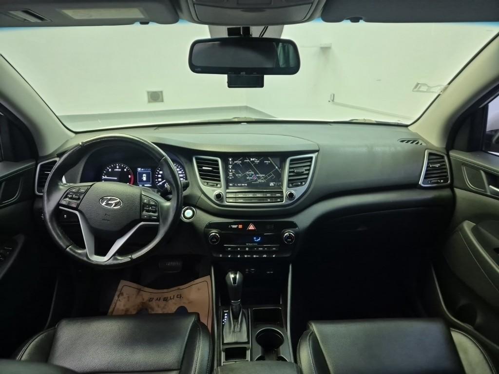 HYUNDAI Tucson - Vista 7