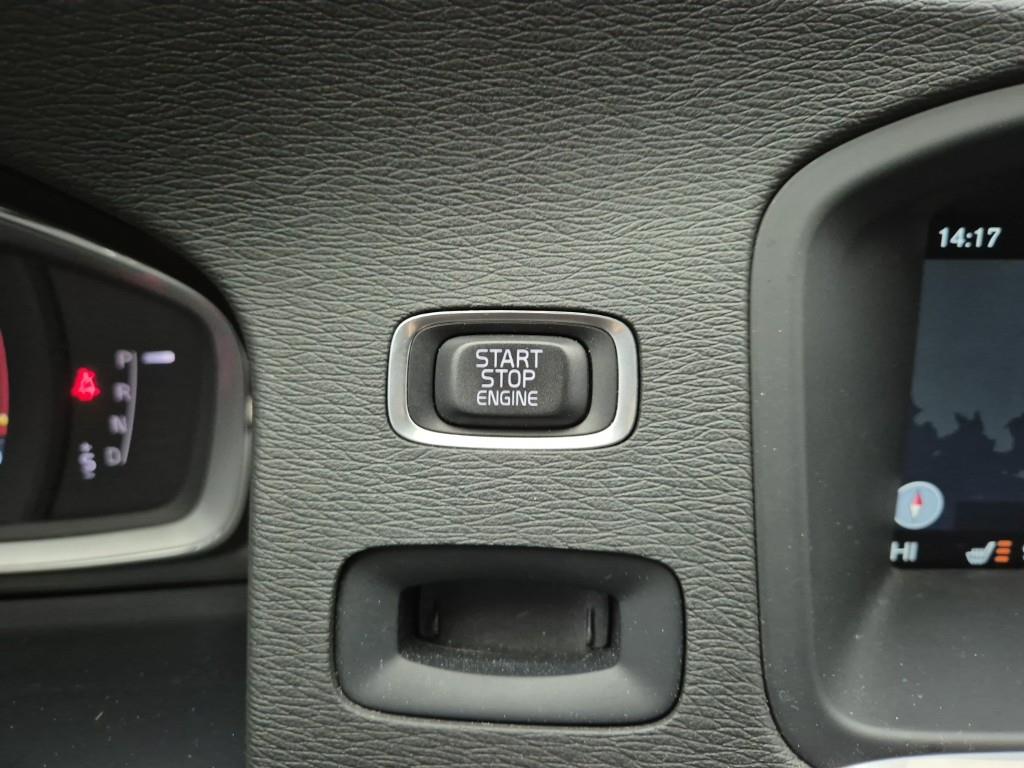 Volvo V60 2016 Negro - Importación desde Corea - HF Imports Iquique - Foto 17