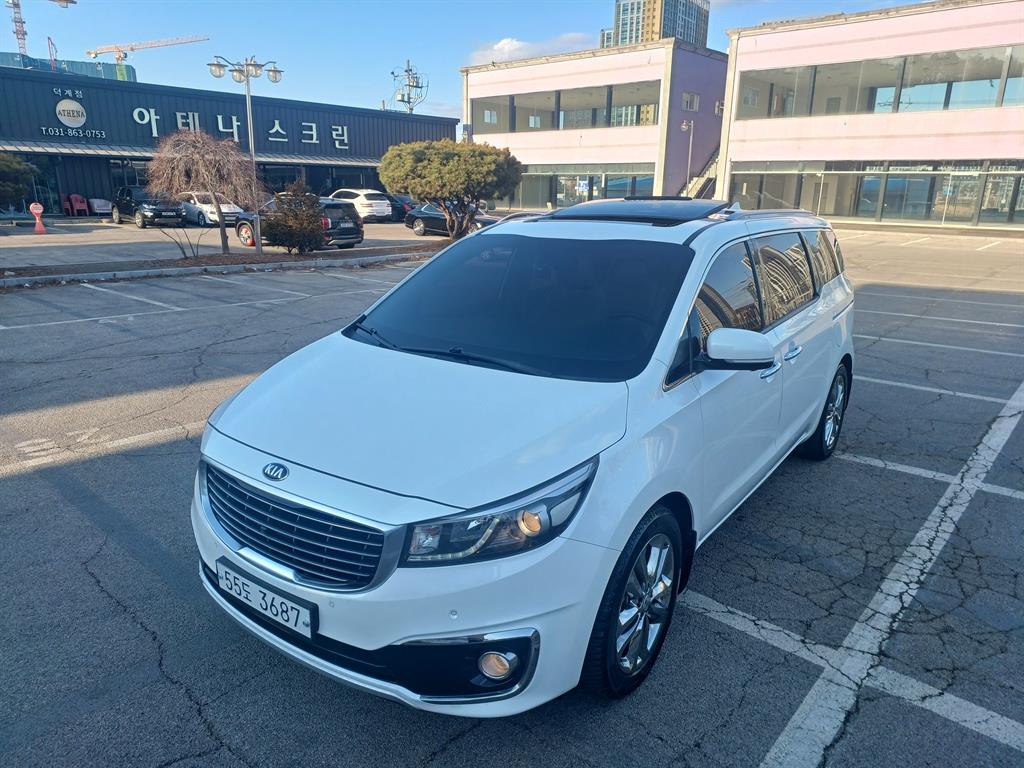 KIA Carnival 2018 Blanco - Importación desde Corea - HF Imports Iquique - Foto 1