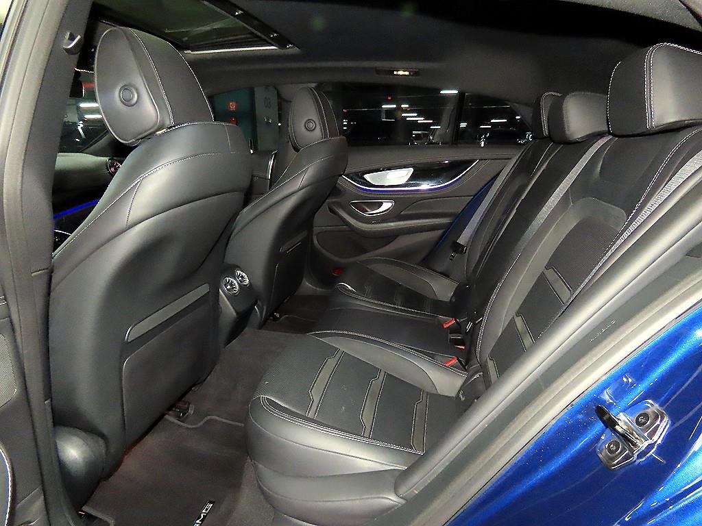 Mercedes Benz AMG GT - Vista 7