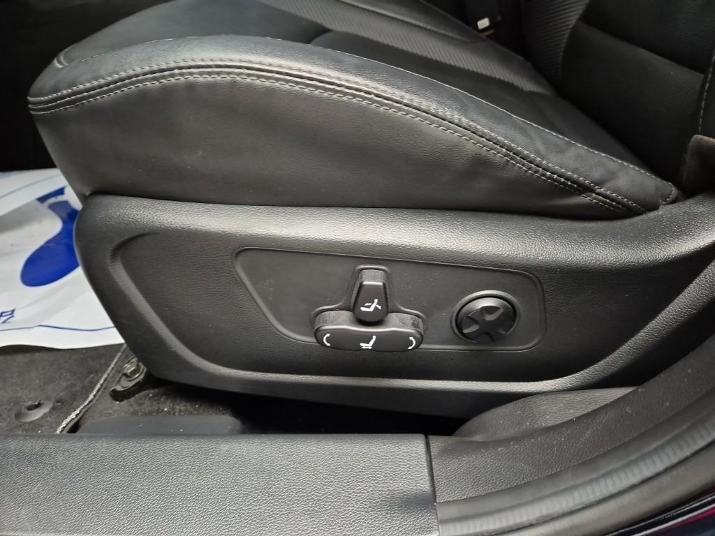 Ssangyong Tivoli - Vista 9