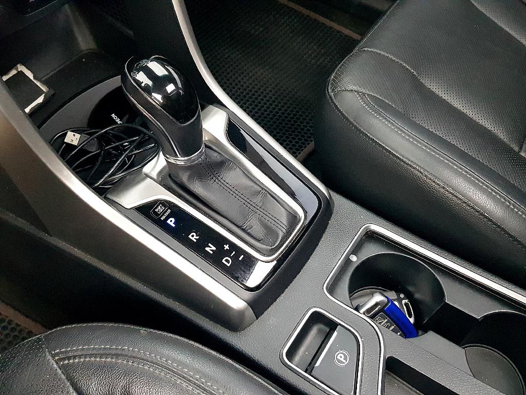 HYUNDAI i30 2012 Blanco - Importación desde Corea - HF Imports Iquique - Foto 14