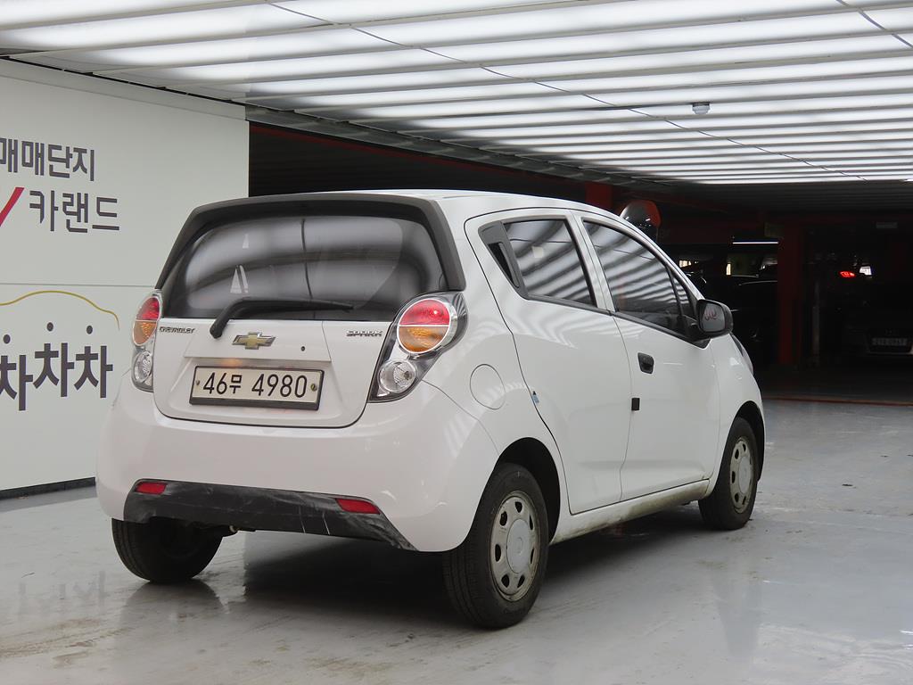 Chevrolet Spark - Vista 4