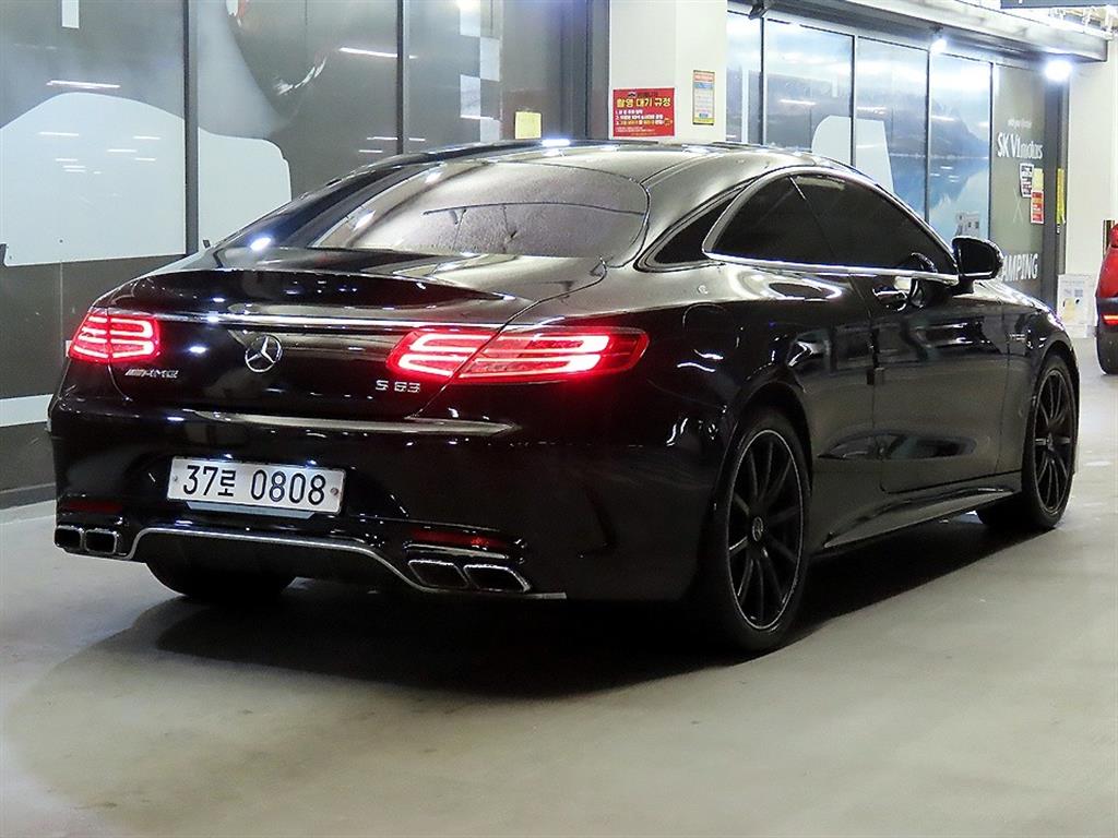 Mercedes Benz S Class - Vista 4