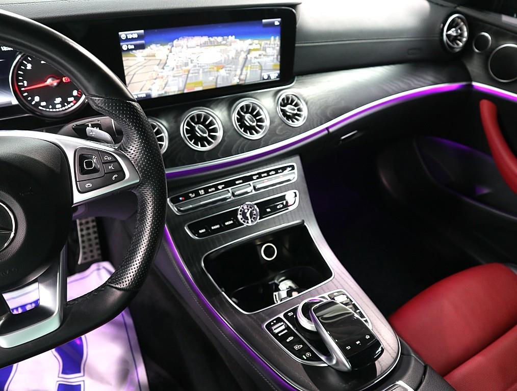 Mercedes Benz E class - Vista 11