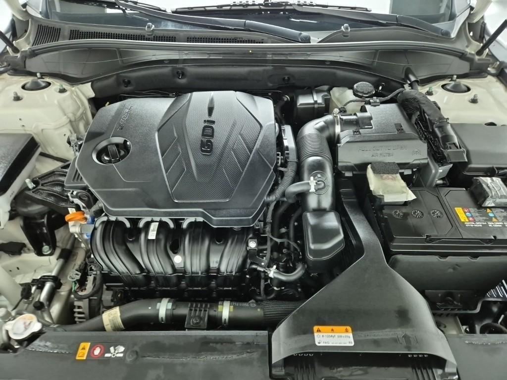 HYUNDAI Grandeur - Vista 5