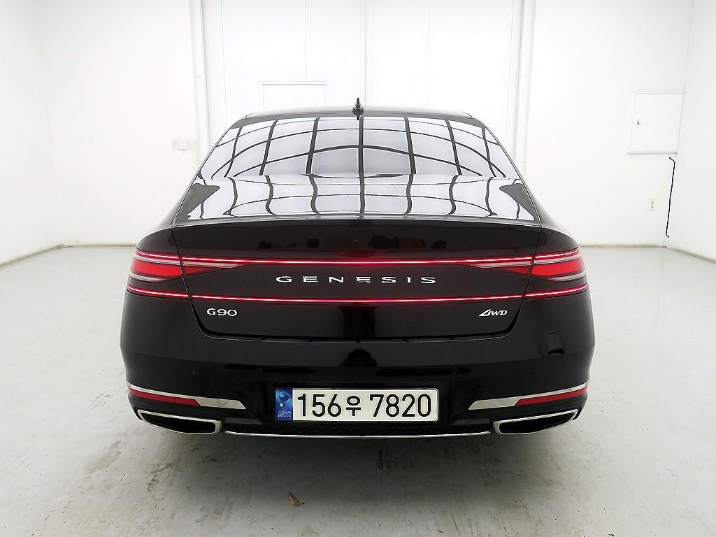 Genesis G90 - Vista 3