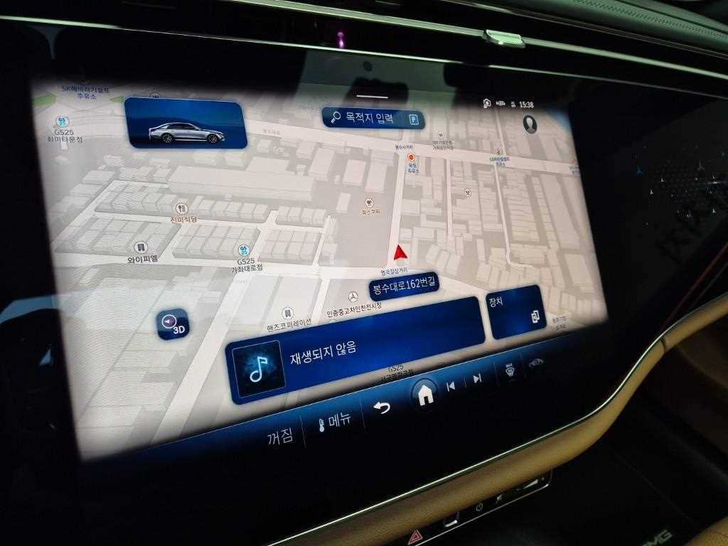 Mercedes Benz E class - Vista 12