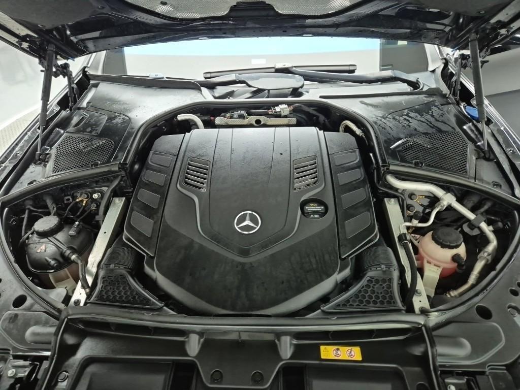 Mercedes Benz S Class - Vista 5