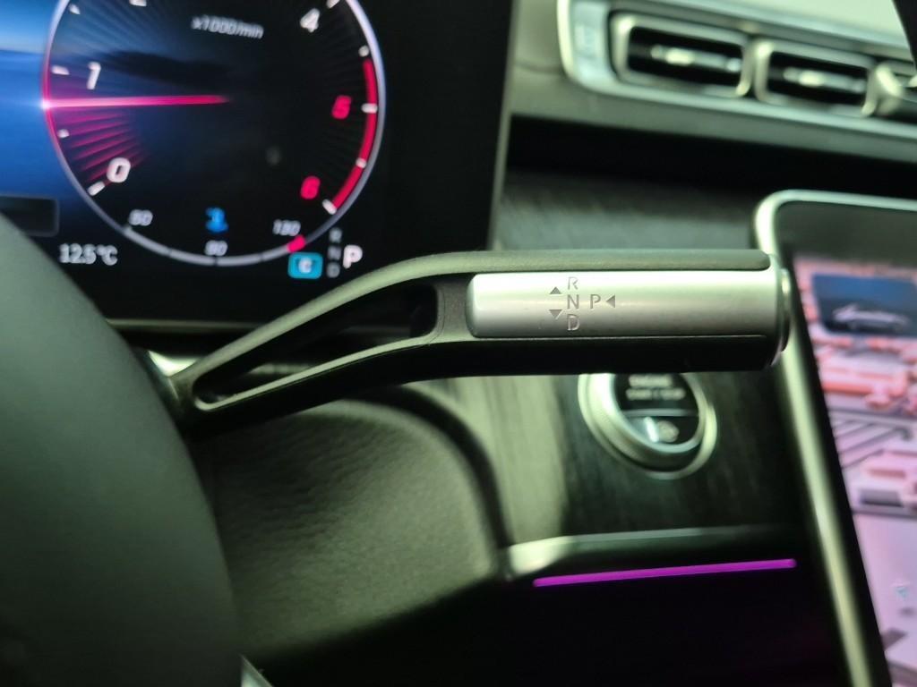 Mercedes Benz S Class - Vista 8