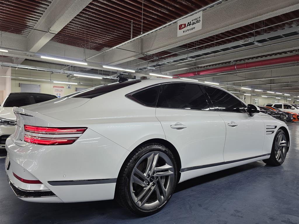 Genesis G80 - Vista 4