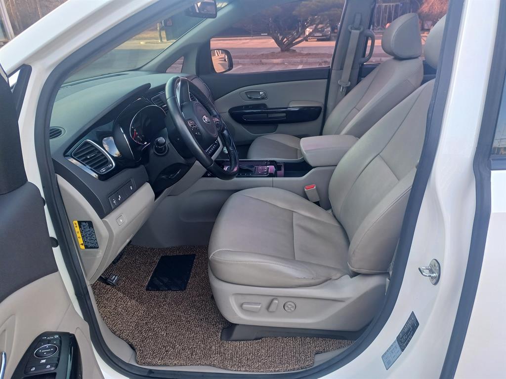 KIA Carnival 2018 Blanco - Importación desde Corea - HF Imports Iquique - Foto 14