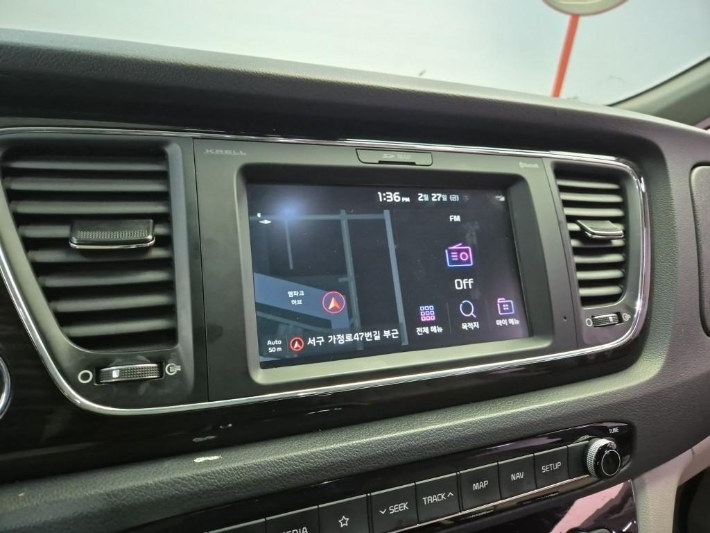 KIA Carnival 2019 Negro - Importación desde Corea - HF Imports Iquique - Foto 14