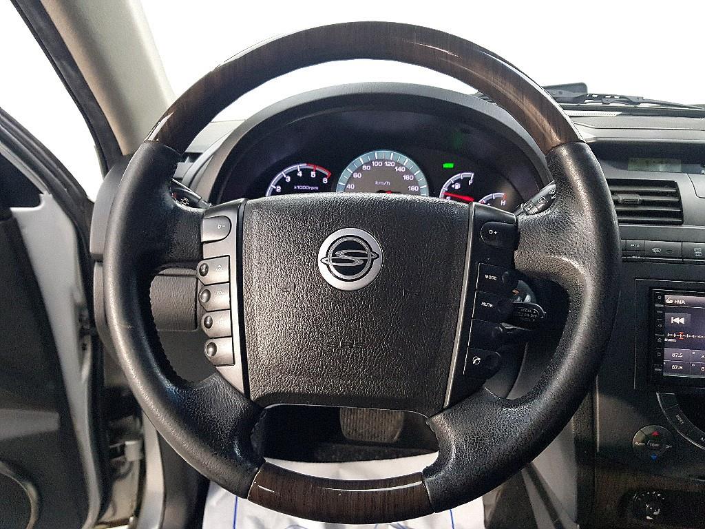 Ssangyong Rexton 2011 Blanco - Importación desde Corea - HF Imports Iquique - Foto 13