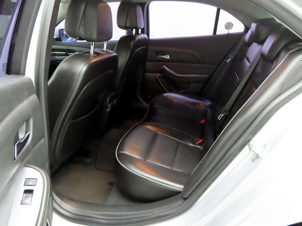 Chevrolet Malibu 2012 Plateado - Importación desde Corea - HF Imports Iquique - Foto 13