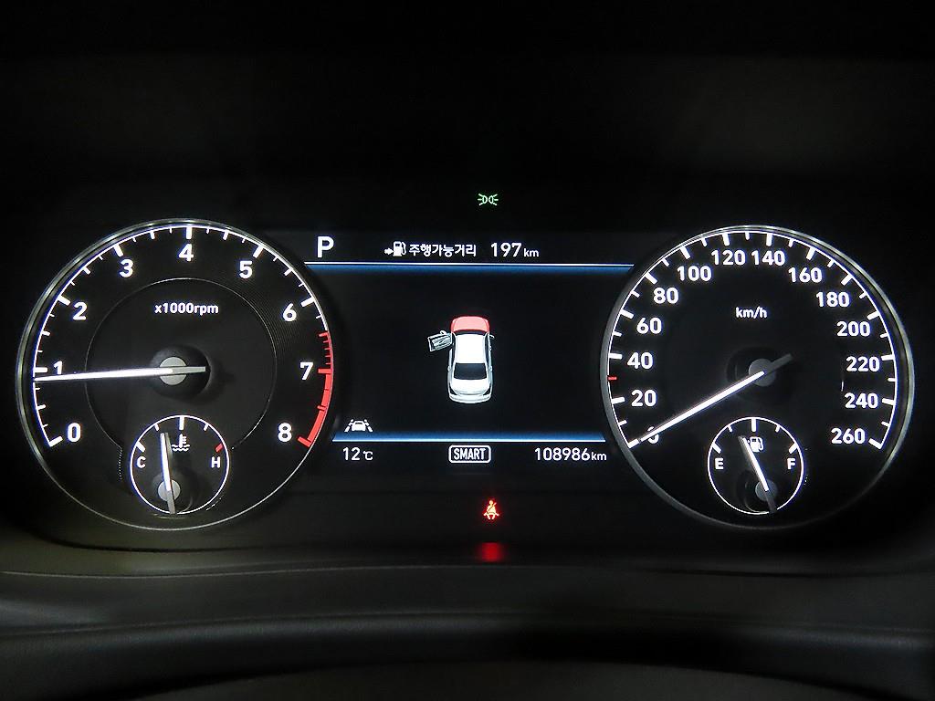 Genesis EQ900 - Vista 9