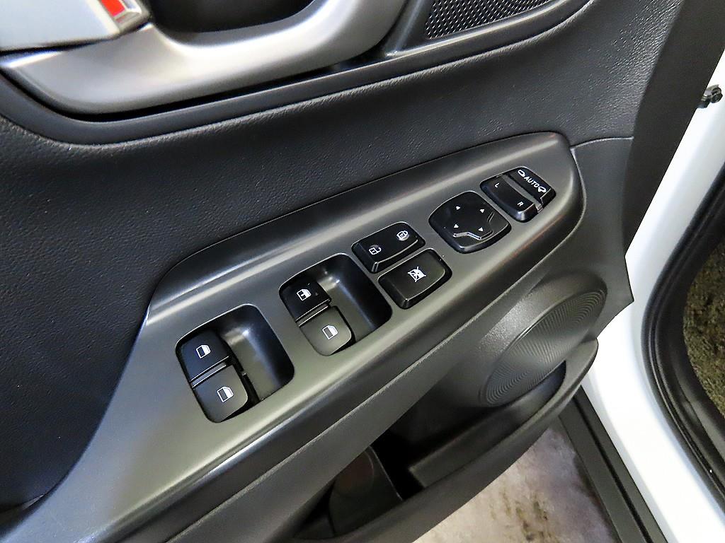 HYUNDAI Kona 2020 Blanco - Importación desde Corea - HF Imports Iquique - Foto 13