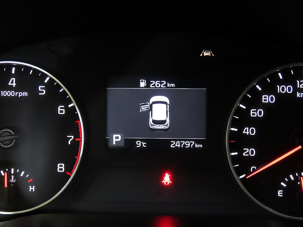 KIA Seltos - Vista 9