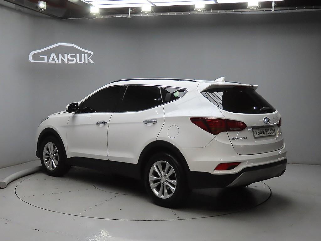 HYUNDAI Santa Fe - Vista 5
