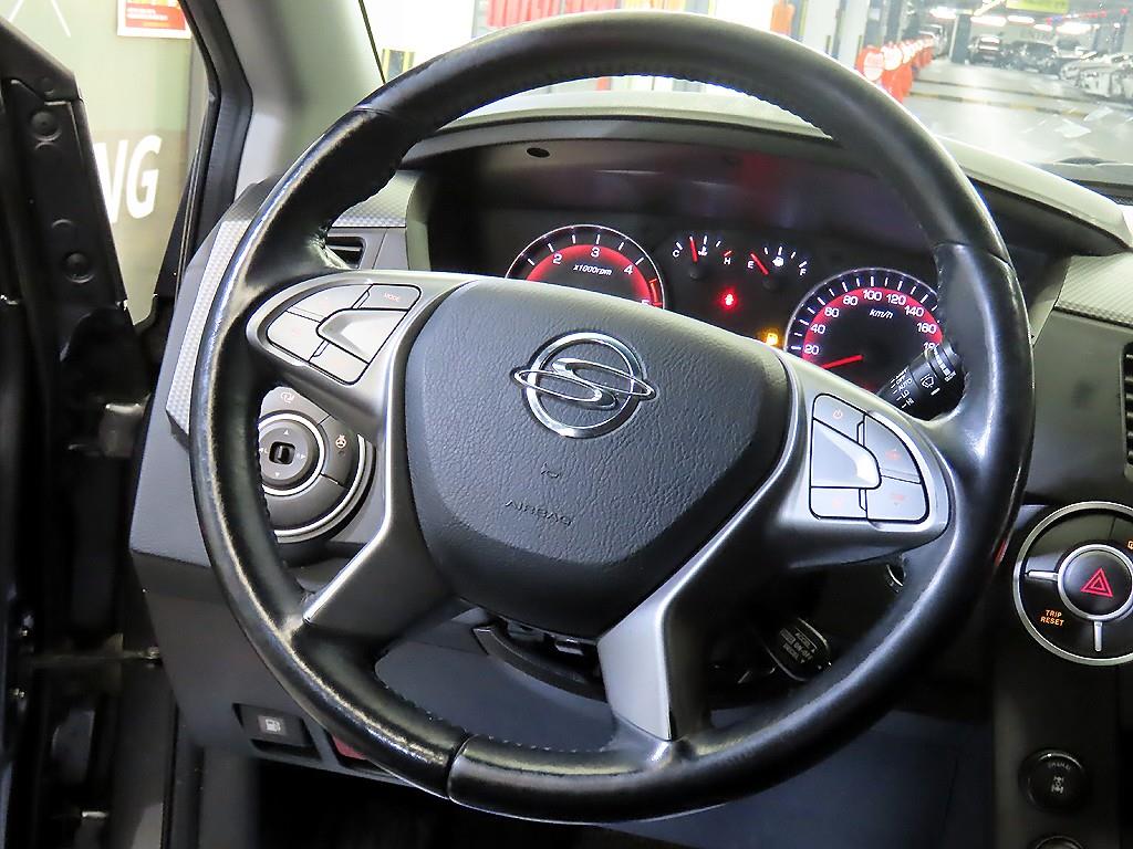 Ssangyong Korando - Vista 8