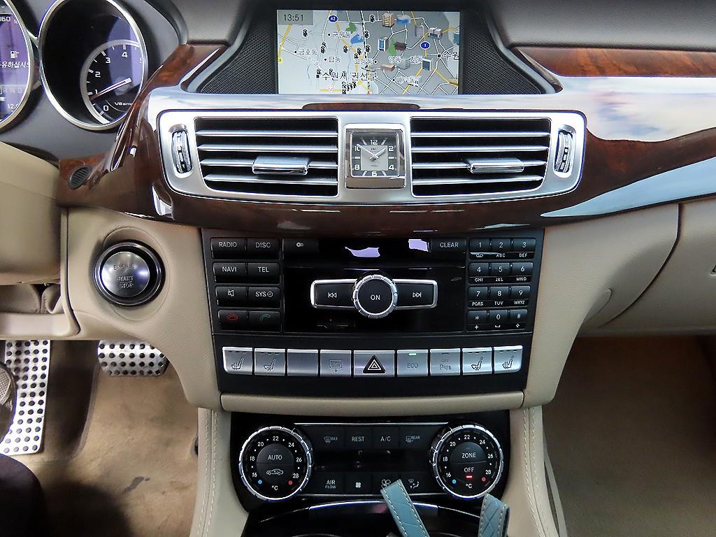 Mercedes Benz CLS Class 2013 Blanco - Importación desde Corea - HF Imports Iquique - Foto 13