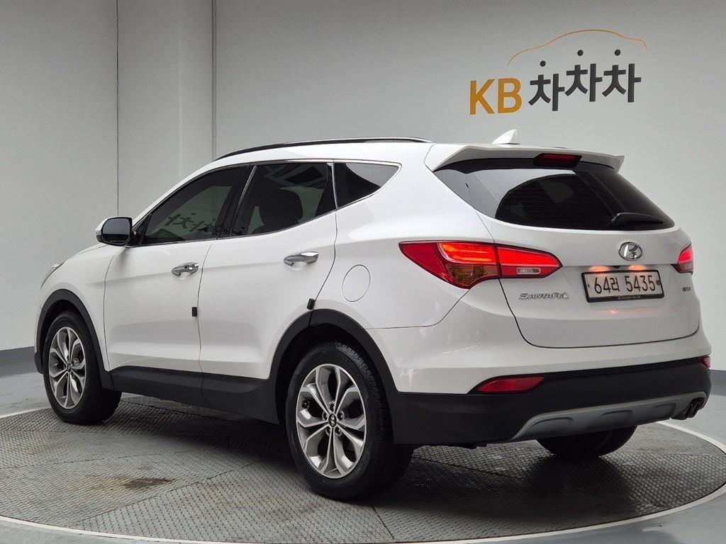 HYUNDAI Santa Fe - Vista 3
