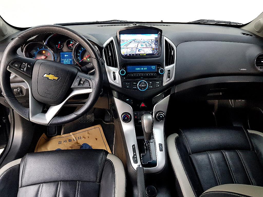 Chevrolet Cruise - Vista 5