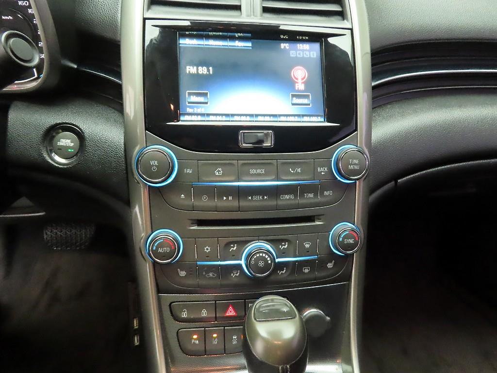 Chevrolet Malibu - Vista 10