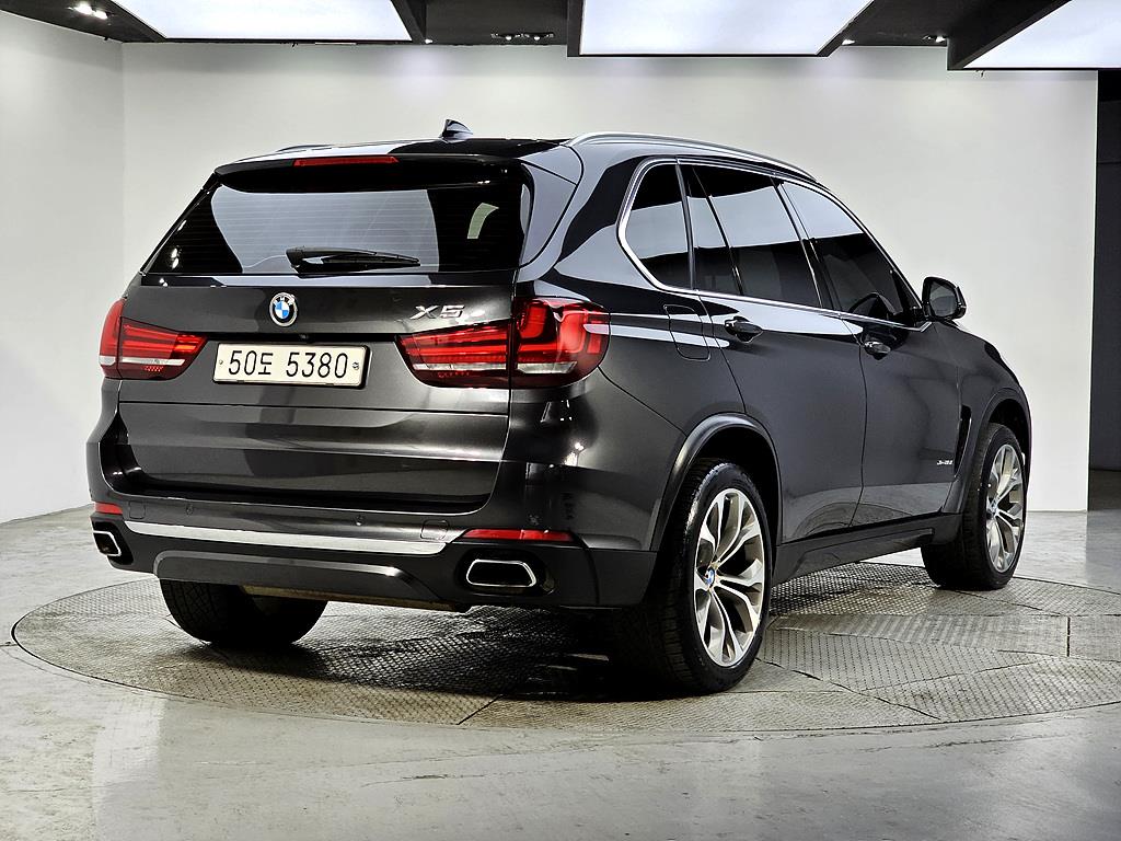 BMW X5 - Vista 4