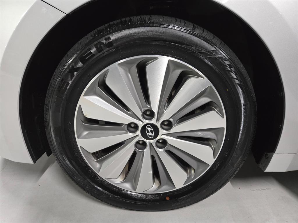 HYUNDAI Grandeur 2014 Plateado - Importación desde Corea - HF Imports Iquique - Foto 18