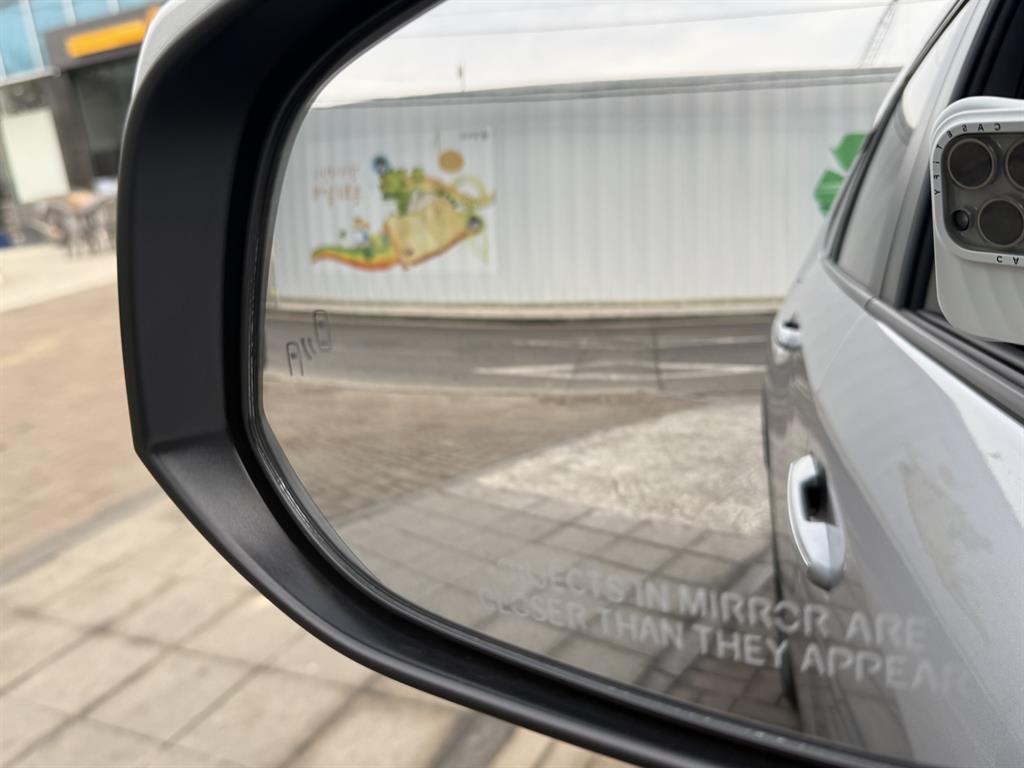 Toyota RAV4 2023 Gris - Importación desde Corea - HF Imports Iquique - Foto 17