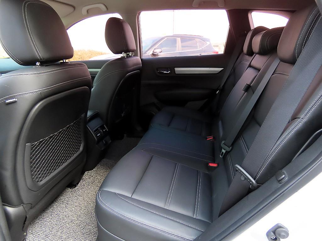 SAMSUNG QM6 - Vista 6