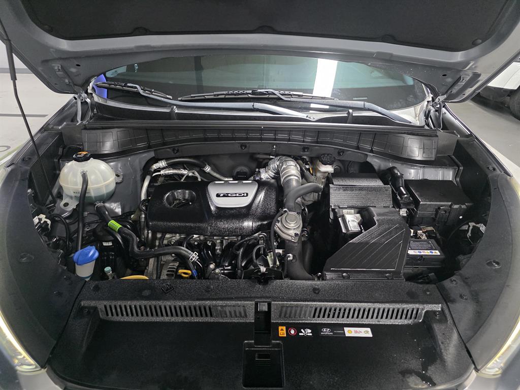 HYUNDAI Tucson 2018 Gris - Importación desde Corea - HF Imports Iquique - Foto 18