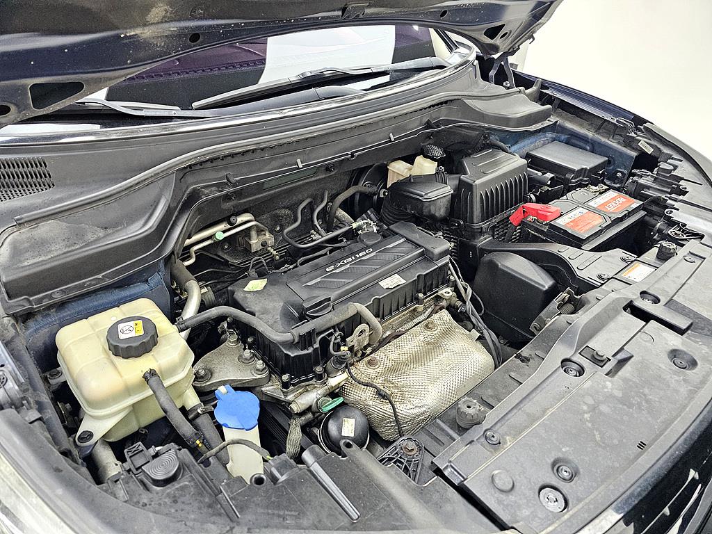 Ssangyong Tivoli - Vista 6