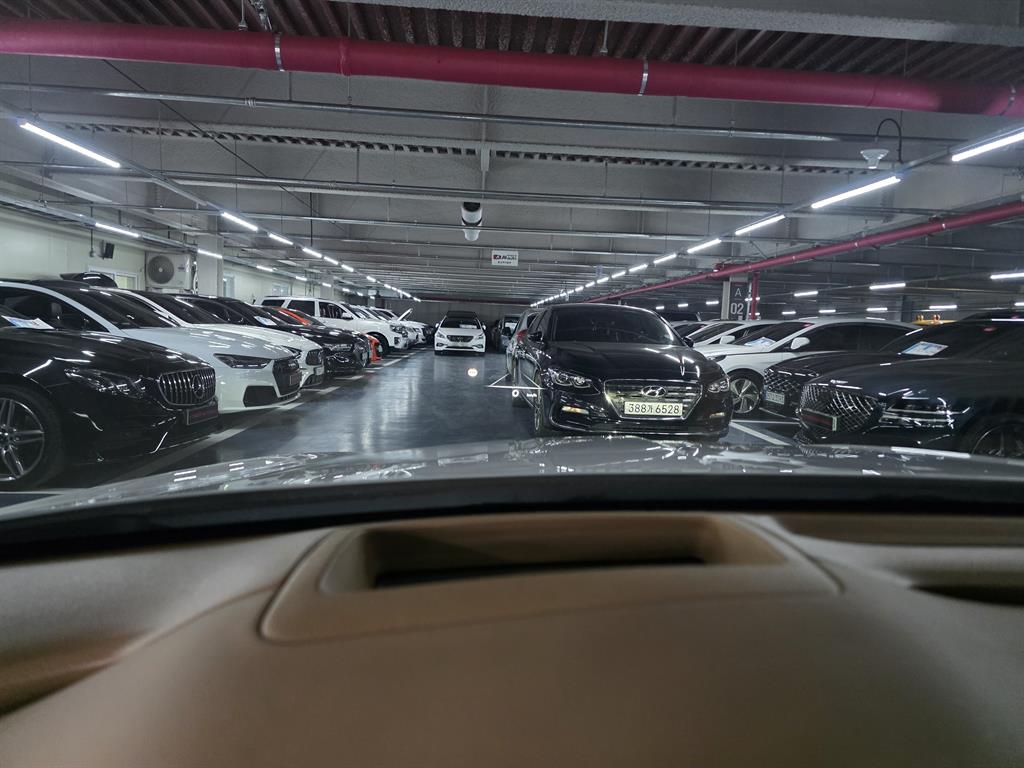 Genesis G80 2025 Blanco - Importación desde Corea - HF Imports Iquique - Foto 14