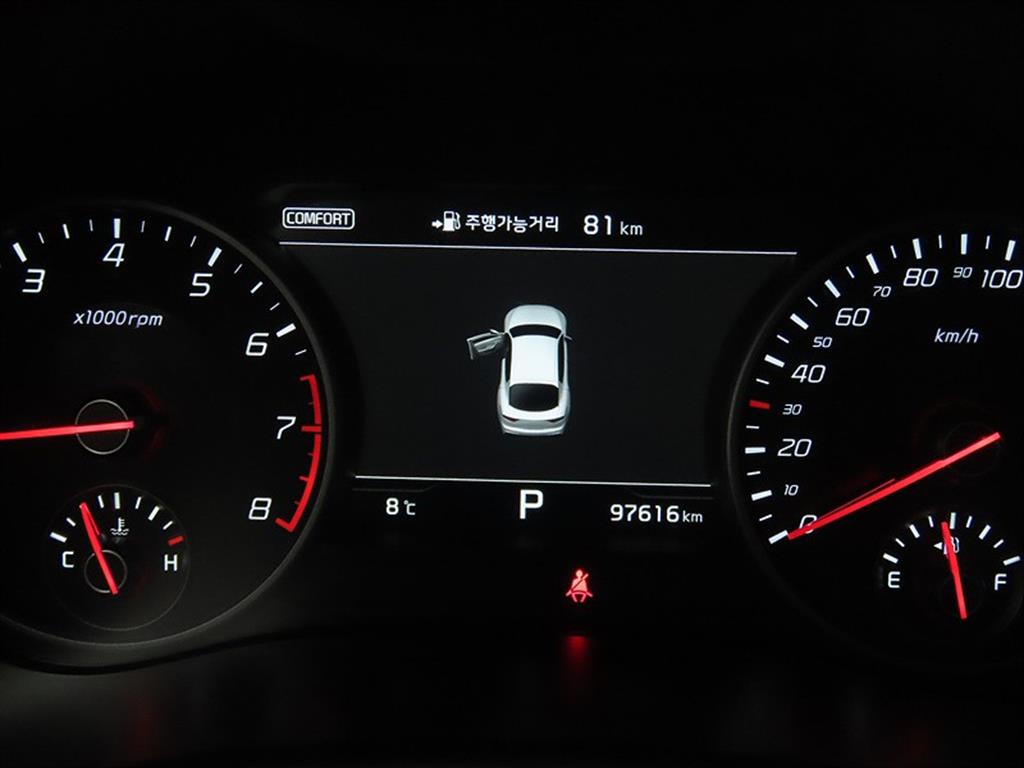 KIA Stinger - Vista 9