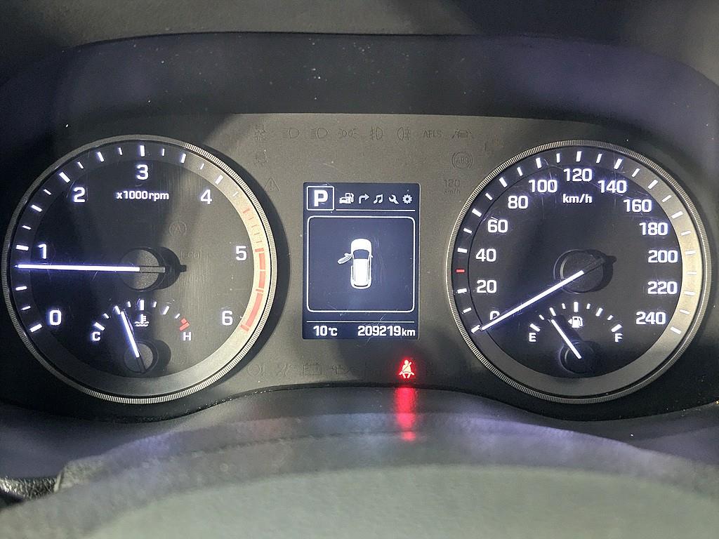 HYUNDAI Tucson - Vista 7