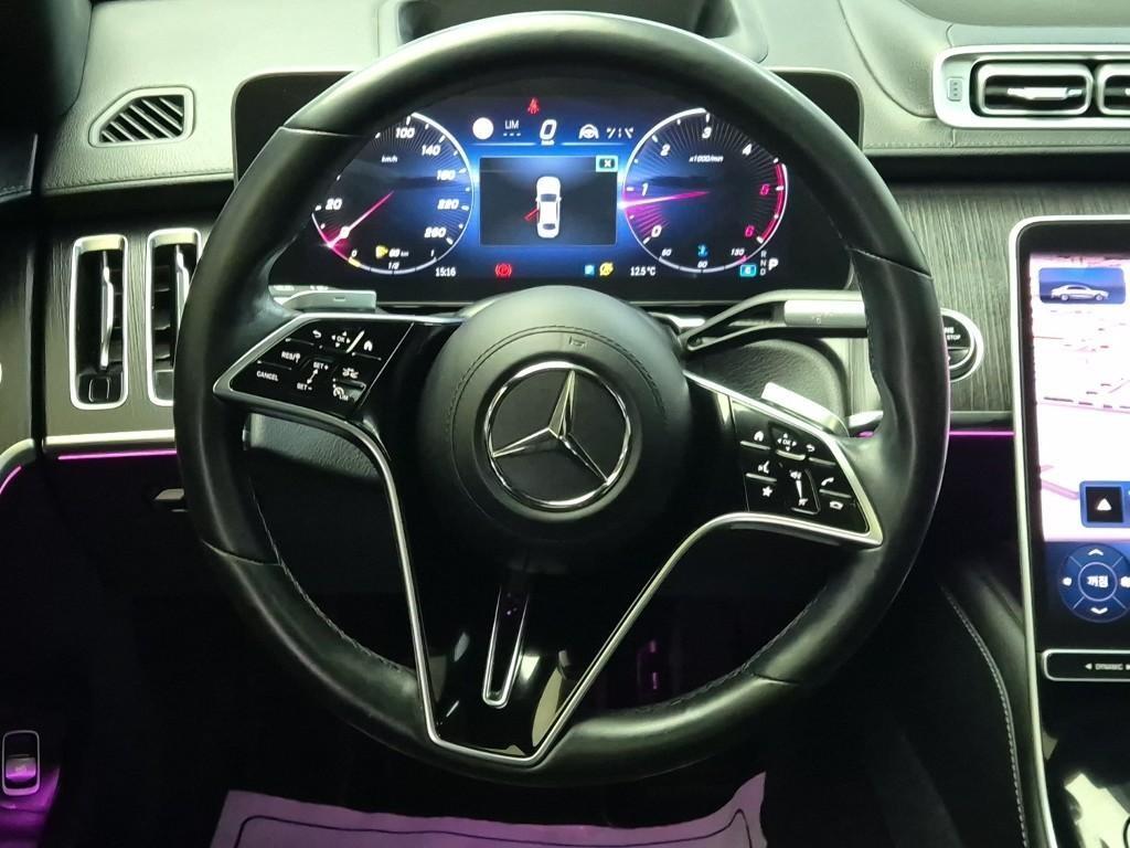 Mercedes Benz S Class - Vista 9