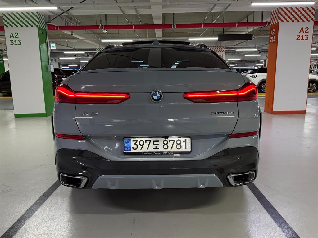 BMW X6 - Vista 6