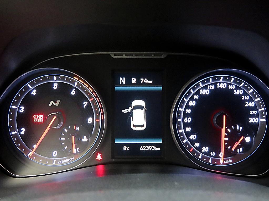 HYUNDAI Veloster - Vista 8